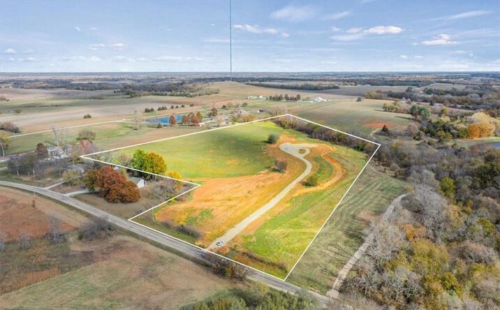 Pictures of Land, Multifamily property located at 20 Acres M/L E 1700 Road, Lawrence, KS 66046 for sales - image #1