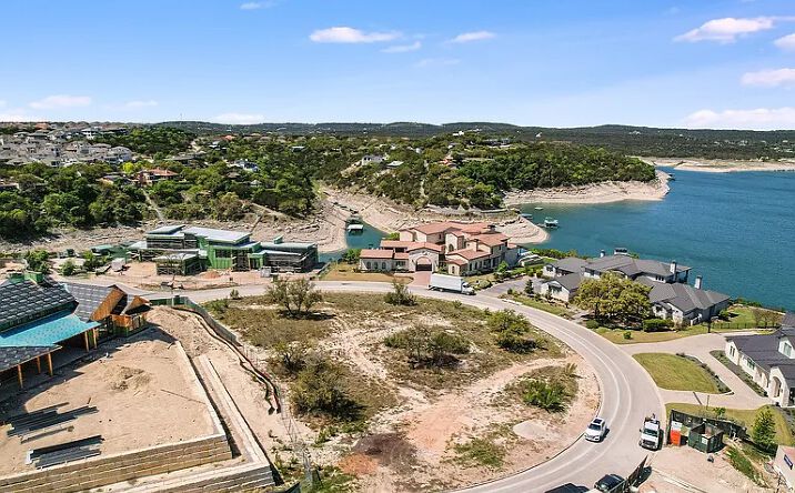 Pictures of Land property located at 624 Casasanta Trl, Austin, TX 78738 for sales - image #1