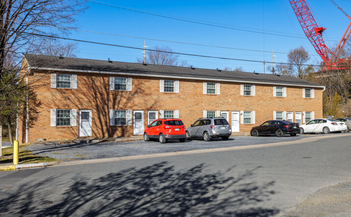 Pictures of Multifamily property located at 91 Dutch Mill Ct, Harrisonburg, VA 22801 for sales - image #1