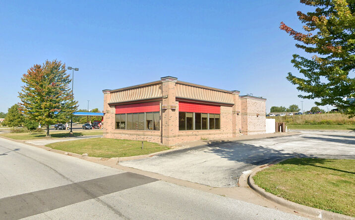 Pictures of Retail property located at 3219 W Kimberly Rd, Davenport, IA 52806 for sales - image #1