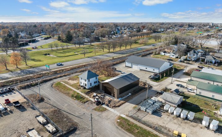 Pictures of Industrial property located at 320 W 14th St, Waterloo, IA 50702 for sales - image #1