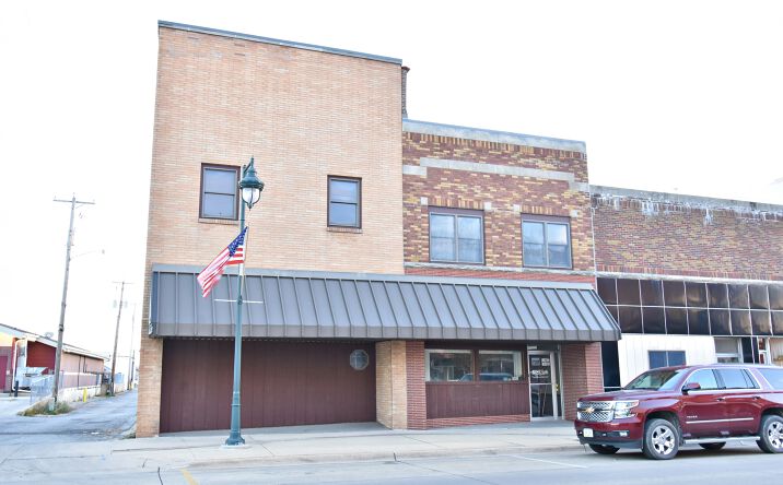 Pictures of Office property located at 14 E Charles St, Oelwein, IA 50662 for sales - image #1