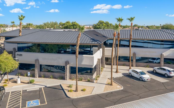 Pictures of Office property located at 7111-7121 West Bell Road, Glendale, AZ 85308 for sales - image #1