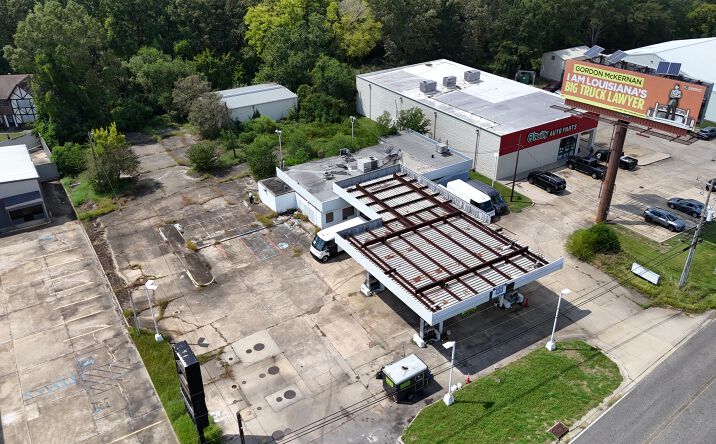 Pictures of Retail property located at 11450 Airline Hwy, Baton Rouge, LA 70809 for sales - image #1