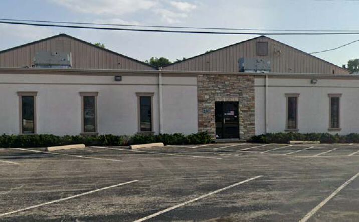 Pictures of Industrial property located at 281 Keyes Avenue, Hampshire, IL 60140 for sales - image #1