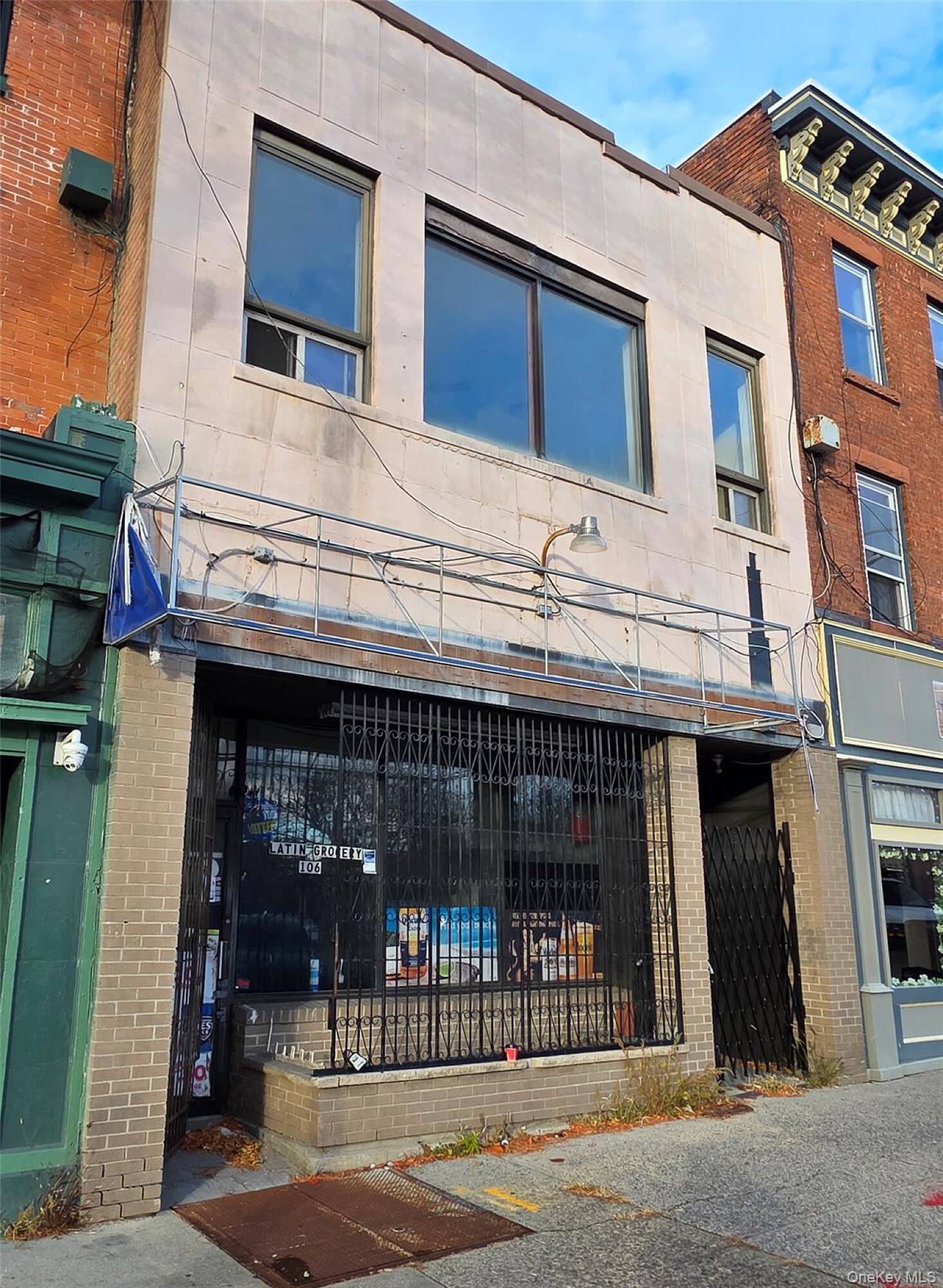 106 Broadway