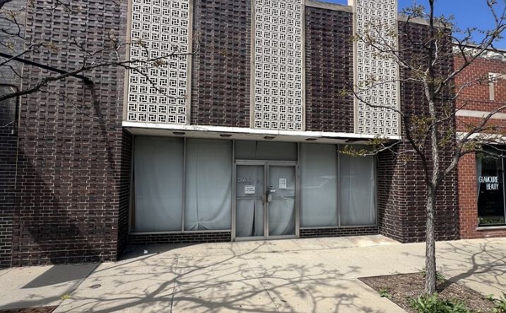 Pictures of Retail property located at 4750 N Milwaukee Avenue, Chicago, IL 60630 for sales - image #1