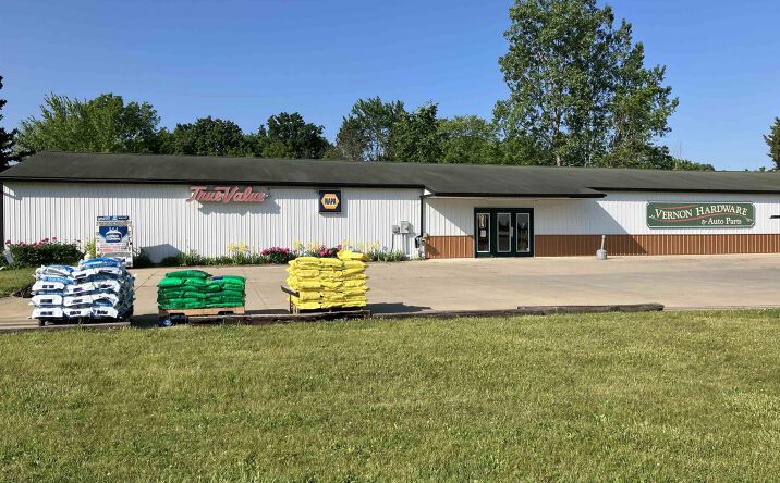 Pictures of Special Purpose property located at 7200 E M-71, Vernon, MI 48476 for sales - image #1