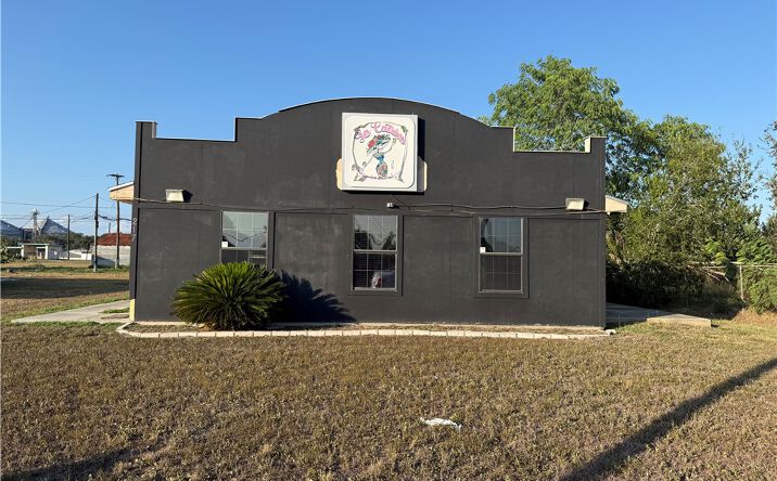 Pictures of Office property located at 217 E Main St, Bishop, TX 78343 for sales - image #1
