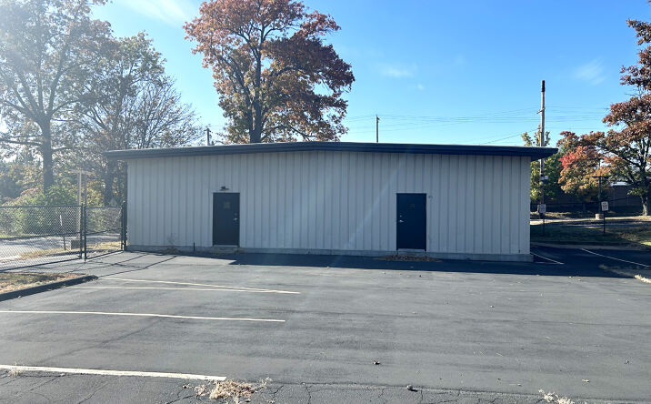 Pictures of Office, Industrial property located at 1150 Milwaukee St, Kirkwood, MO 63122 for sales - image #1