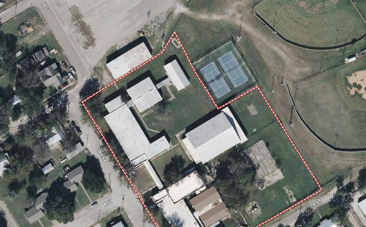 Pictures of Mixed Use, Multifamily, Senior Living, Special Purpose property located at 301 2nd St, Meridian, TX 76665 for sales - image #1