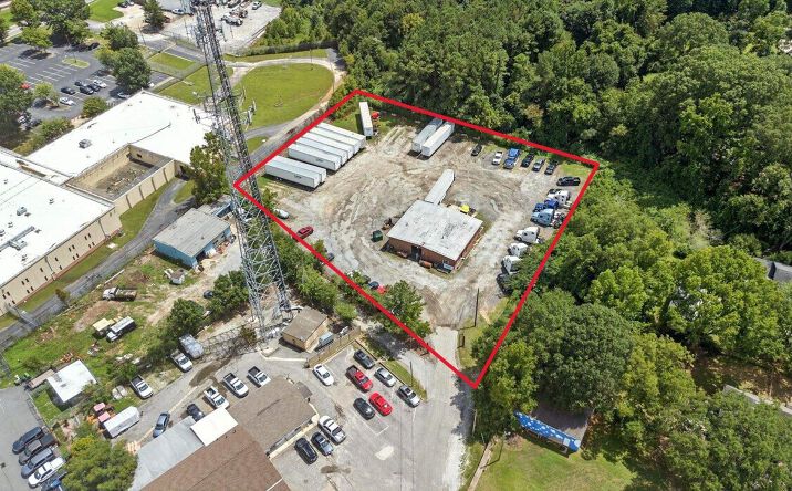 Pictures of Industrial property located at 6522 Landrum Ln, Union City, GA 30291 for sales - image #1