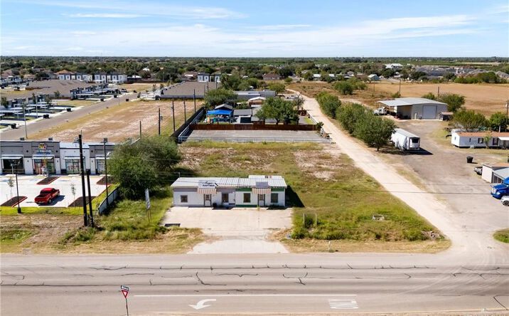 Pictures of Land property located at 701 N Conway Boulevard N, Alton, TX 78573 for sales - image #1