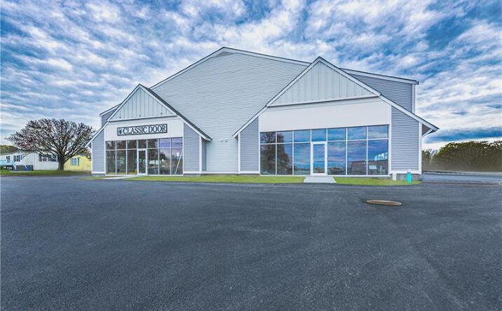 Pictures of Office, Retail, Industrial property located at 300 Coddington Highway ,Unit #208, Middletown, RI 02842 for sales - image #1