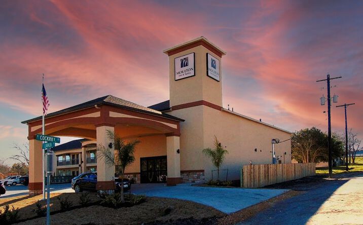 Pictures of Hospitality property located at 200 S Lavaca Dr, Moulton, TX 77975 for sales - image #1