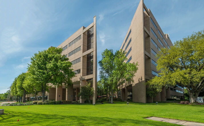 Pictures of Office property located at 3663 N Sam Houston Pkwy E, Houston, TX 77032 for sales - image #1