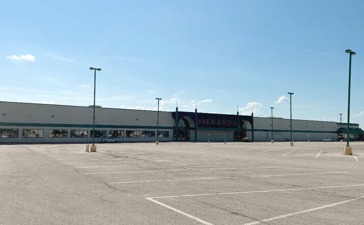 Pictures of Industrial, Retail property located at 3200 Manawa Centre Dr, Council Bluffs, IA 51501 for sales - image #1