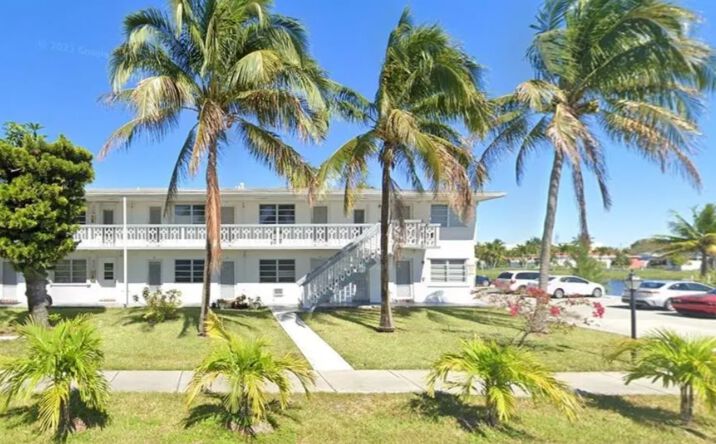 Pictures of Multifamily, Senior Living property located at 15 NW 204th St, Miami, FL 33169 for sales - image #1