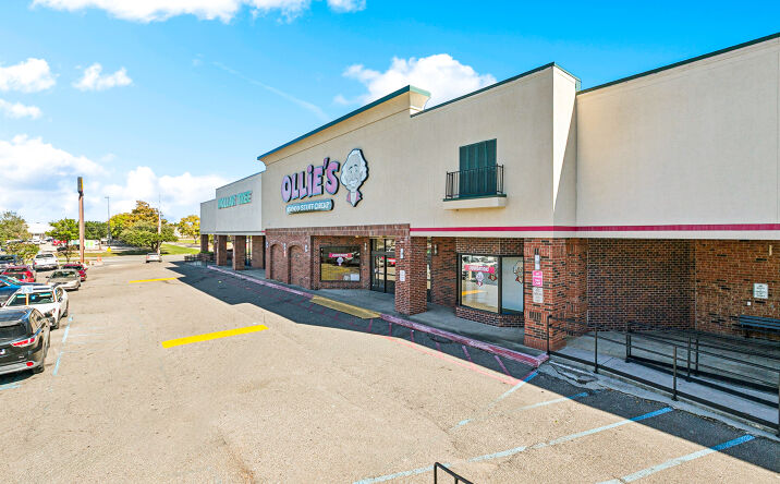 Pictures of Retail property located at 393 W Esplanade Ave, Kenner, LA 70065 for sales - image #1