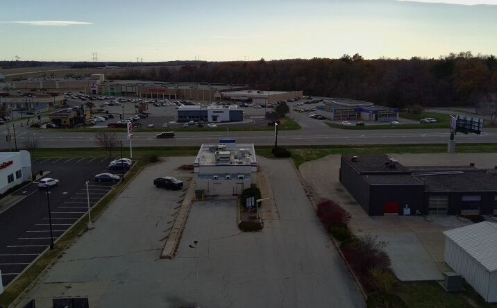 Pictures of Retail property located at 3485 Court St, Pekin, IL 61554 for sales - image #1