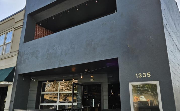 Pictures of Business for Sale, Mixed Use, Retail property located at 1335 14th Ave, Longview, WA 98632 for sales - image #1