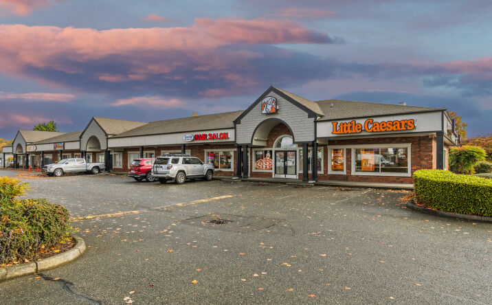 Pictures of Retail property located at 130 Washington Ave N, kent, WA 98032 for sales - image #1