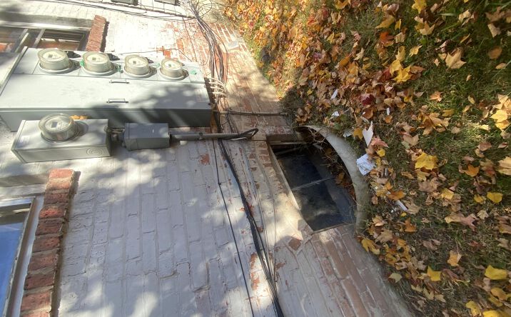 Pictures of Multifamily property located at 502 Monroe/ 251 Locust, Valparaiso, IN 46383 for sales - image #1