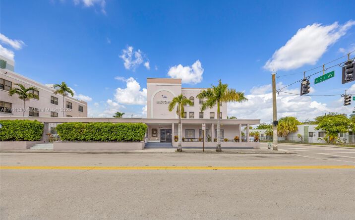 Pictures of Special Purpose property located at 2001 Polk St, Hollywood, FL 33020 for sales - image #1
