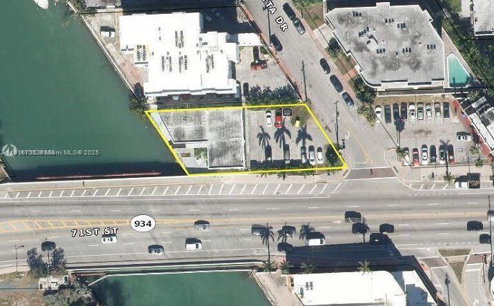 Pictures of Land property located at 7110 Bonita Dr, Miami Beach, FL 33141 for sales - image #1