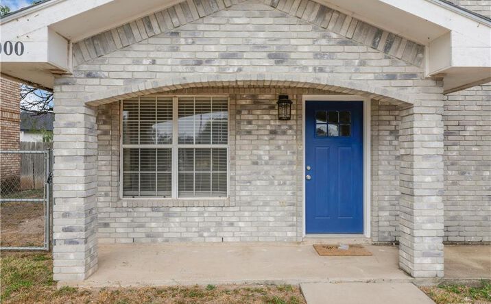 Pictures of Multifamily property located at 3000 Ashley Place, Pharr, TX 78577 for sales - image #1