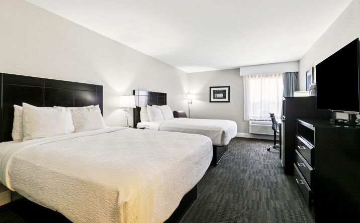 Pictures of Hospitality property located at 9008 Westbank Expy, Westwego, LA 70094 for sales - image #1