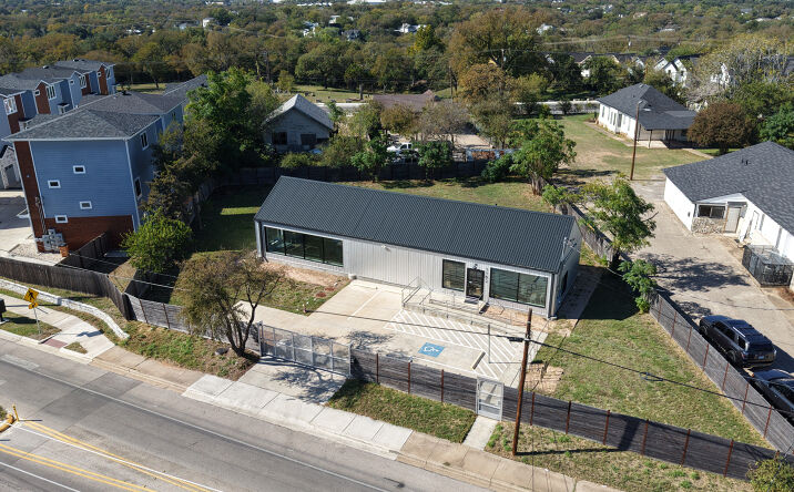 Pictures of Retail, Office property located at 1152 Webberville Rd, Austin, TX 78721 for sales - image #1