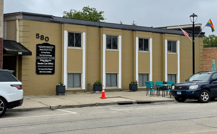 Pictures of Office property located at 580 ROGER WILLIAMS Avenue, Highland Park, IL 60035 for sales - image #1