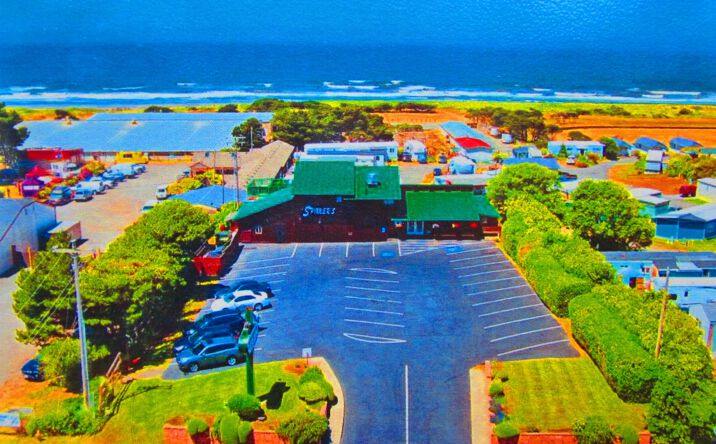 Pictures of Mixed Use, Multifamily, Retail, Special Purpose property located at 29430 Ellensburg Ave, Gold Beach, OR 97444 for sales - image #1