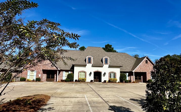 Pictures of Office property located at 302 Highland Park Cove, Ridgeland, MS 39157 for sales - image #1