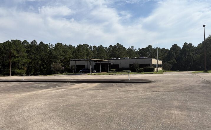 Pictures of Office property located at 3545 Highway 96 Bypass, Silsbee, TX 77656 for sales - image #1