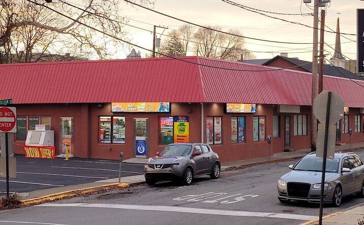 Pictures of Retail, Office, Business for Sale property located at 19 Williams Street, Stroudsburg, PA 18360 for sales - image #1