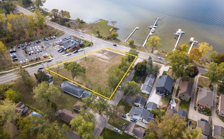 Pictures of Land property located at 1035 E Walled Lake Dr, Walled Lake, MI 48390 for sales - image #1