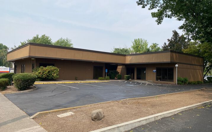 Pictures of Office property located at 753 Spring St, Medford, OR 97504 for sales - image #1