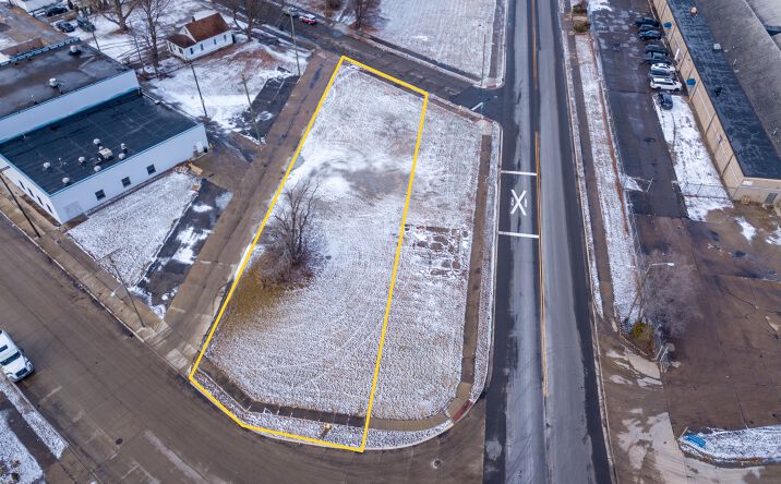 Pictures of Land property located at 8511 Lonyo St, Dearborn, MI 48126 for sales - image #1