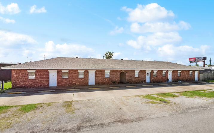 Pictures of Multifamily property located at 2222 Florida Ave, Kenner, LA 70062 for sales - image #1