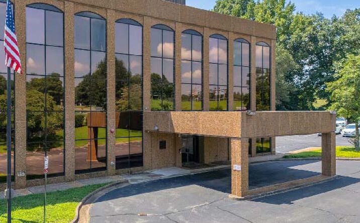 Pictures of Office property located at 1701 E Parham Rd, Henrico, VA 23228 for sales - image #1