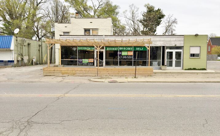 Pictures of Retail property located at 2828 E 10th Street, Indianapolis, IN 46201 for sales - image #1