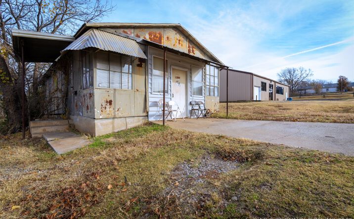 Pictures of Industrial property located at 501 E Broadway Street, Drumright, OK 74030 for sales - image #1