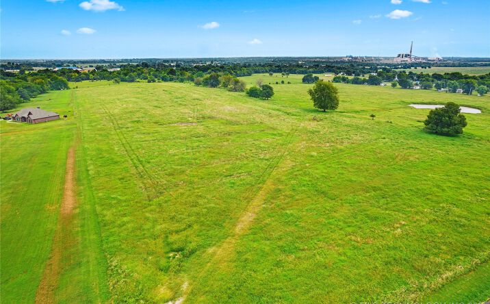 Pictures of Land property located at 7 E 420 Road, Oologah, OK 74053 for sales - image #1