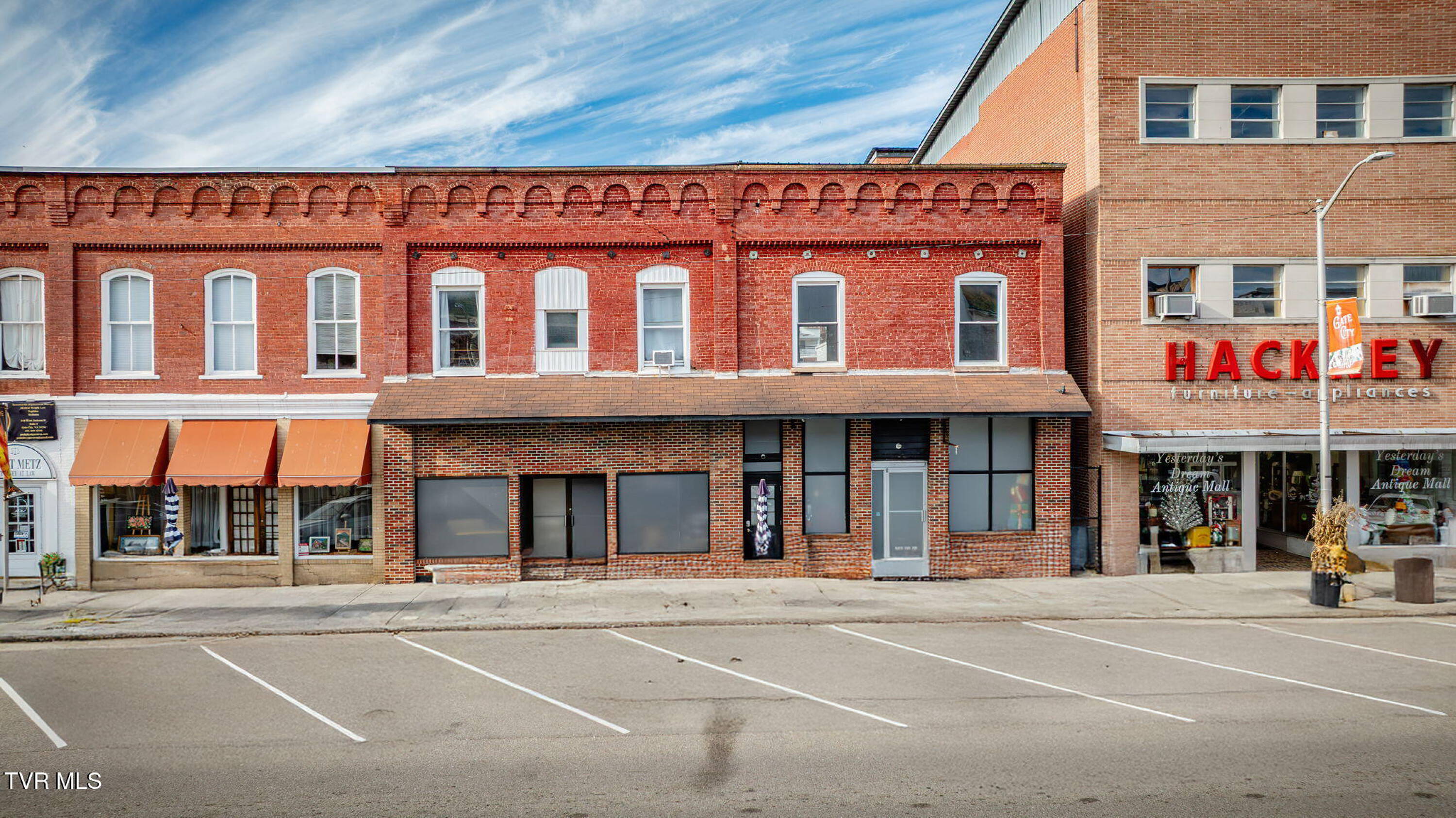 132 Jackson St, Gate City, VA 24251-2929