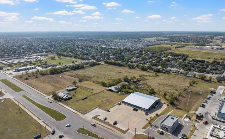Pictures of Land property located at 124 Old Waco Rd, Temple, TX 76502 for sales - image #1