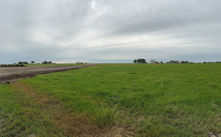 Pictures of Land property located at Lot 3 Villa Court, Era, TX 76238 for sales - image #1