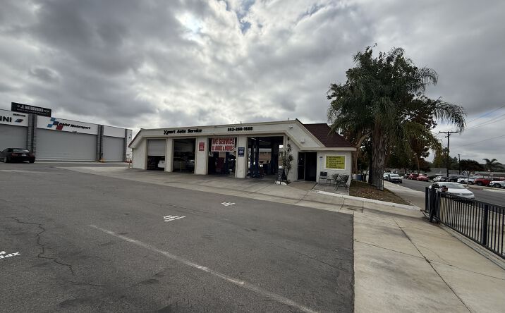 Pictures of Business for Sale property located at 400 E Whittier Blvd, La Habra, CA 90631 for sales - image #1
