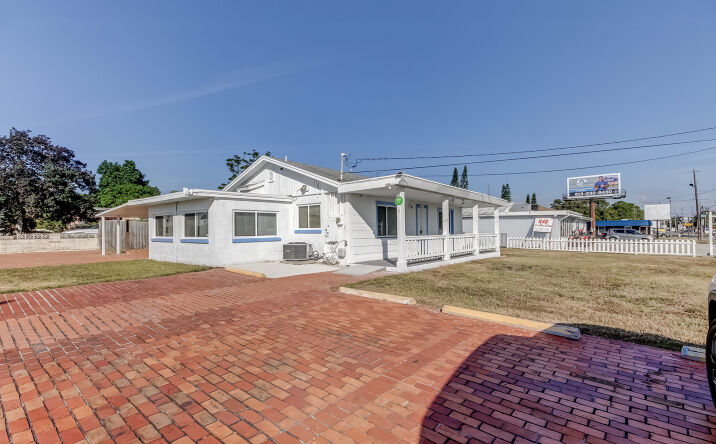 Pictures of Mixed Use, Office, Retail property located at 4539 MILE STRETCH DRIVE, Holiday, FL 34690 for sales - image #1